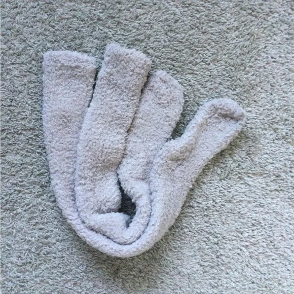 AIDI Coral Velvet Socks - Picture 9 of 10